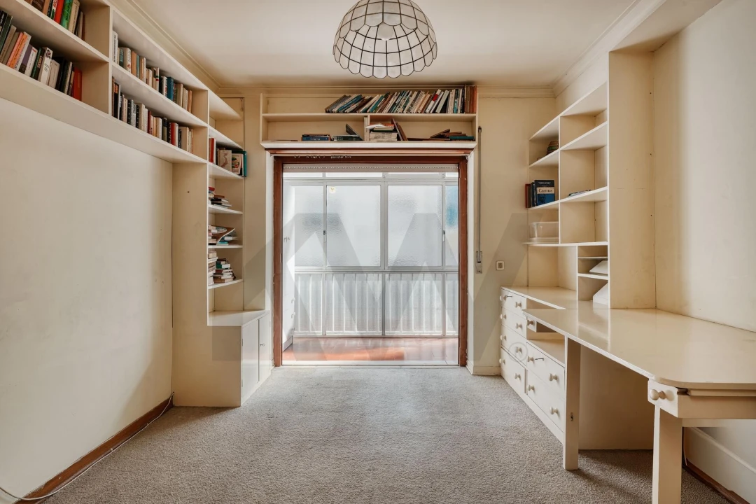 Apartamento T2 para Venda em Carcavelos e Parede Foto 3