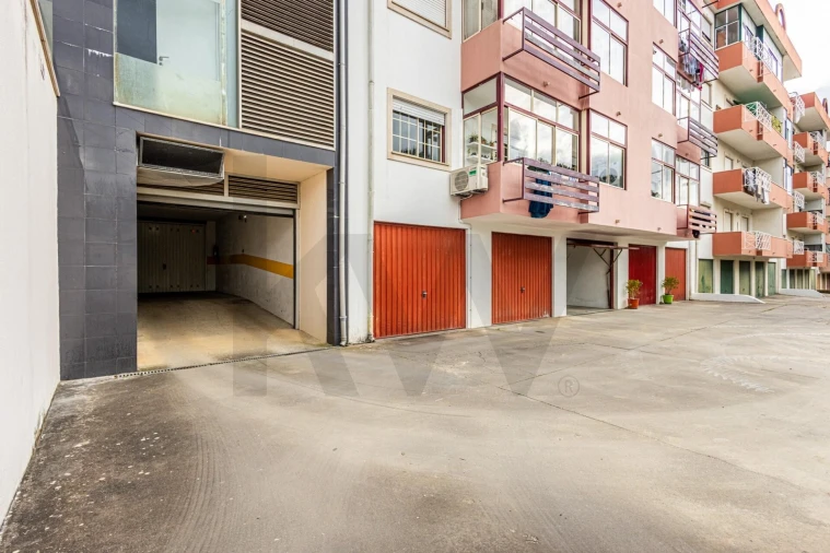 Apartamento T3 para Venda em Nossa Sra de Fatima Foto 53