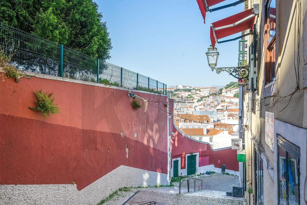 Apartamento T3 para Arrendamento em Santa Maria Maior Foto 34