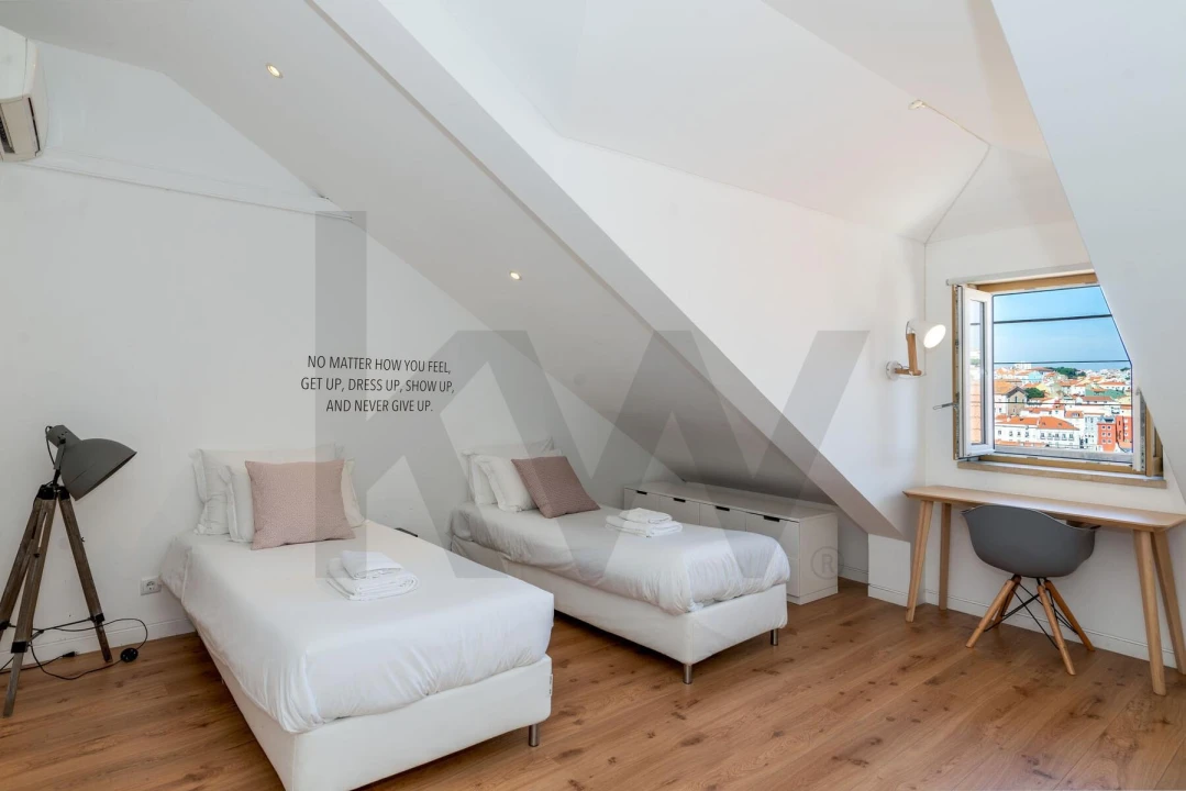 Apartamento T3 para Arrendamento em Santa Maria Maior Foto 15