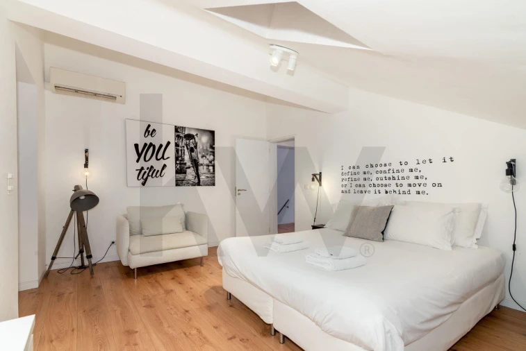 Apartamento T3 para Arrendamento em Santa Maria Maior Foto 22