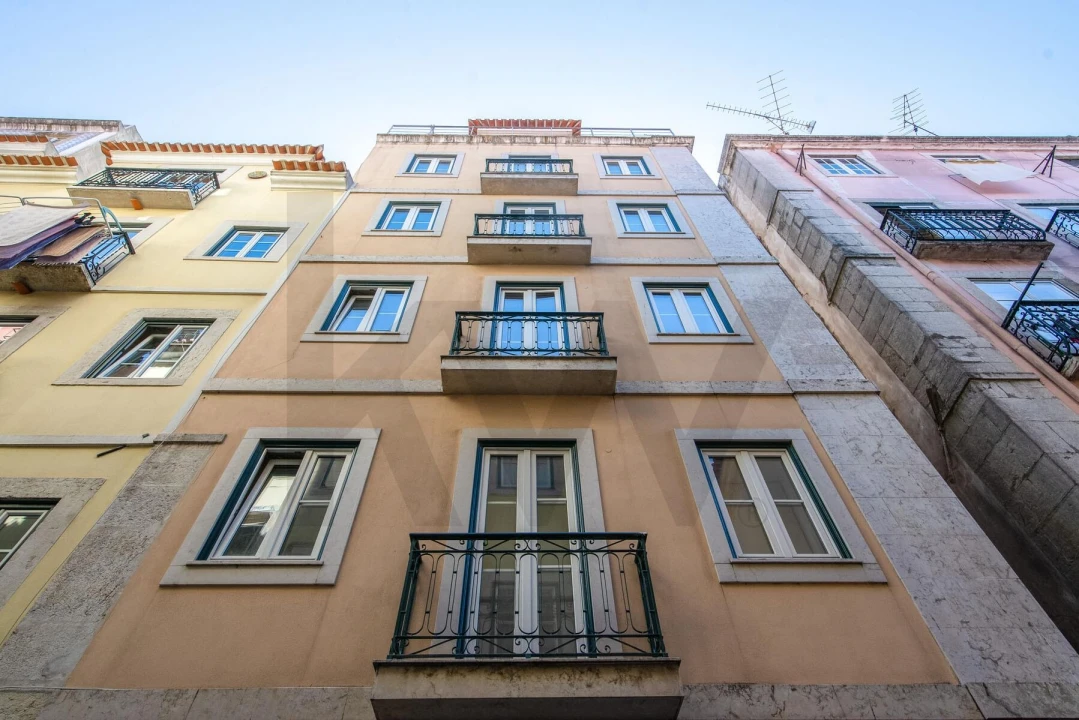 Apartamento T3 para Arrendamento em Santa Maria Maior Foto 31