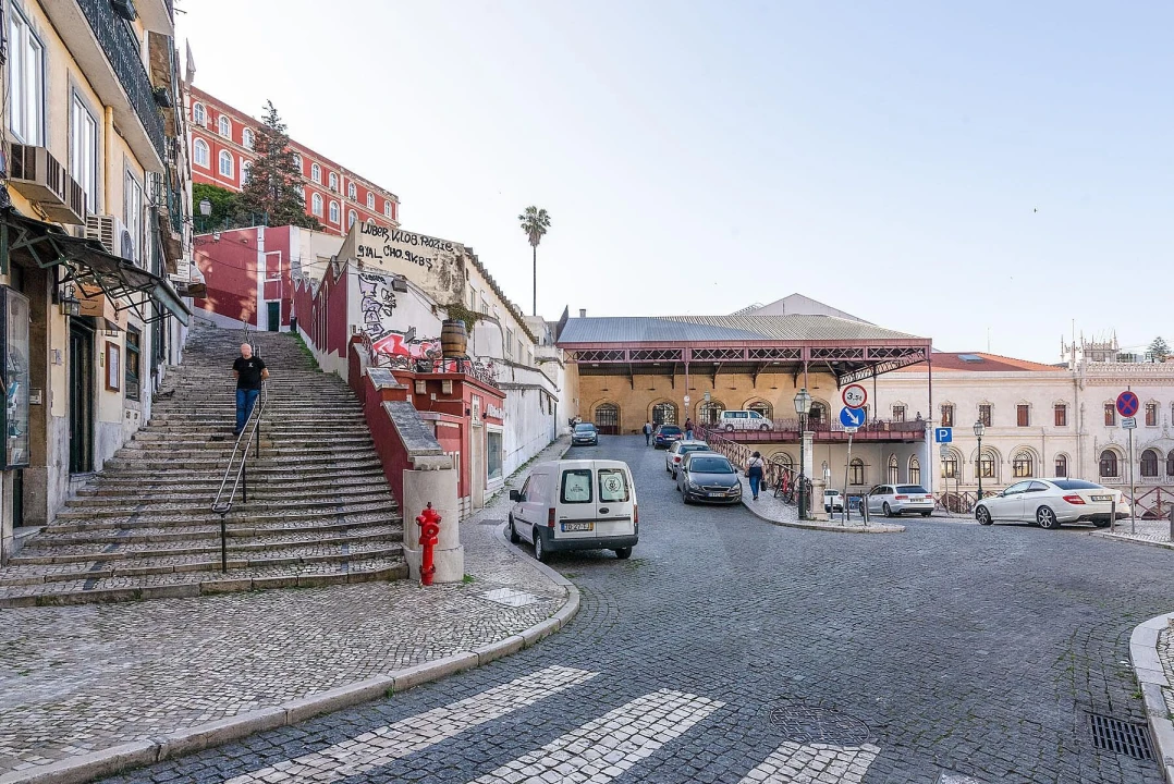 Apartamento T3 para Arrendamento em Santa Maria Maior Foto 36