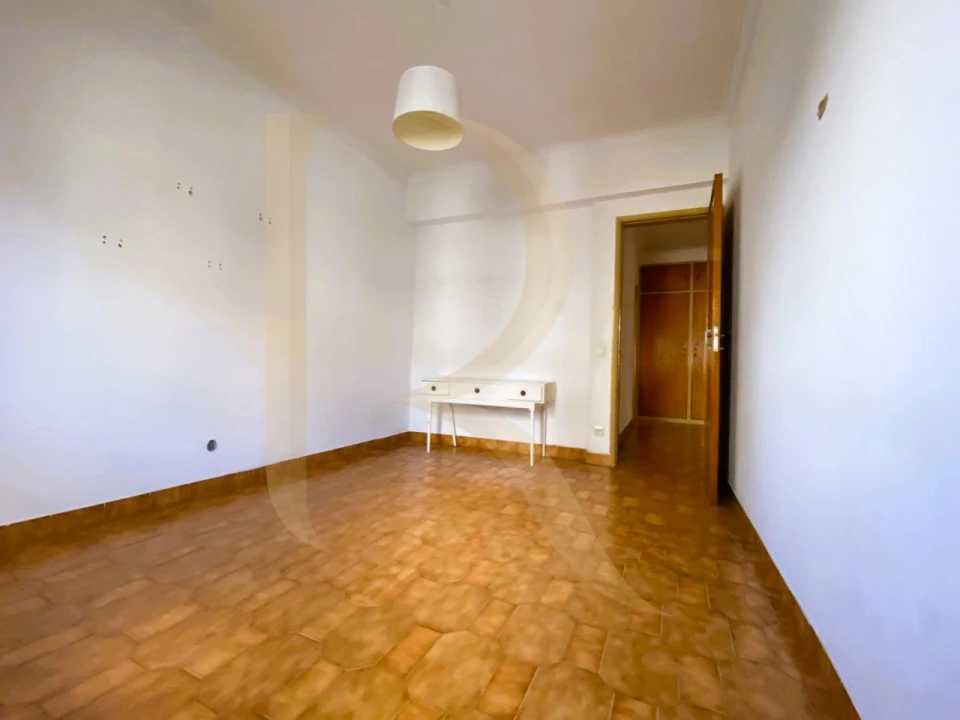 Apartamento T3 para Venda em Amora Foto 6