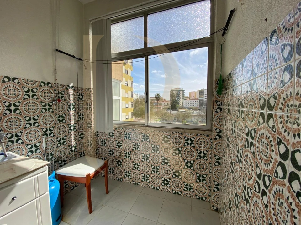 Apartamento T3 para Venda em Amora Foto 12