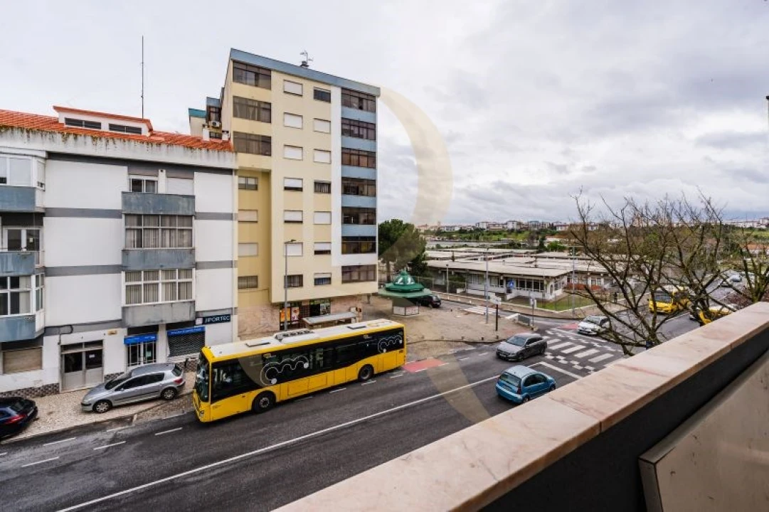 Apartamento T3 para Venda em Amora Foto 7