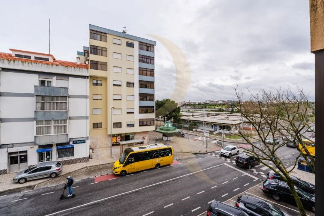 Apartamento T3 para Venda em Amora Foto 8