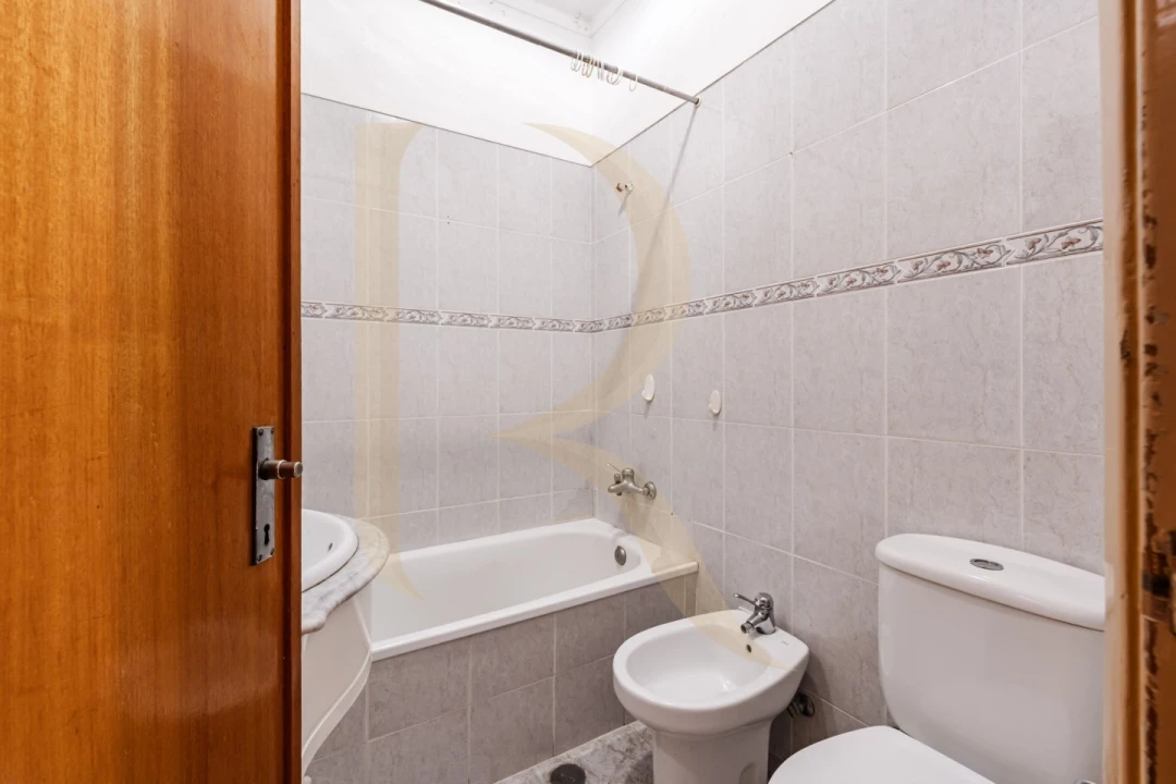 Apartamento T3 para Venda em Amora Foto 11