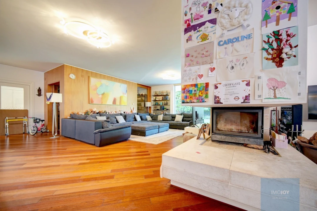 Moradia T8 para Arrendamento em Santa Maria e São Miguel, São Martinho, São Pedro Penaferrim Foto 7