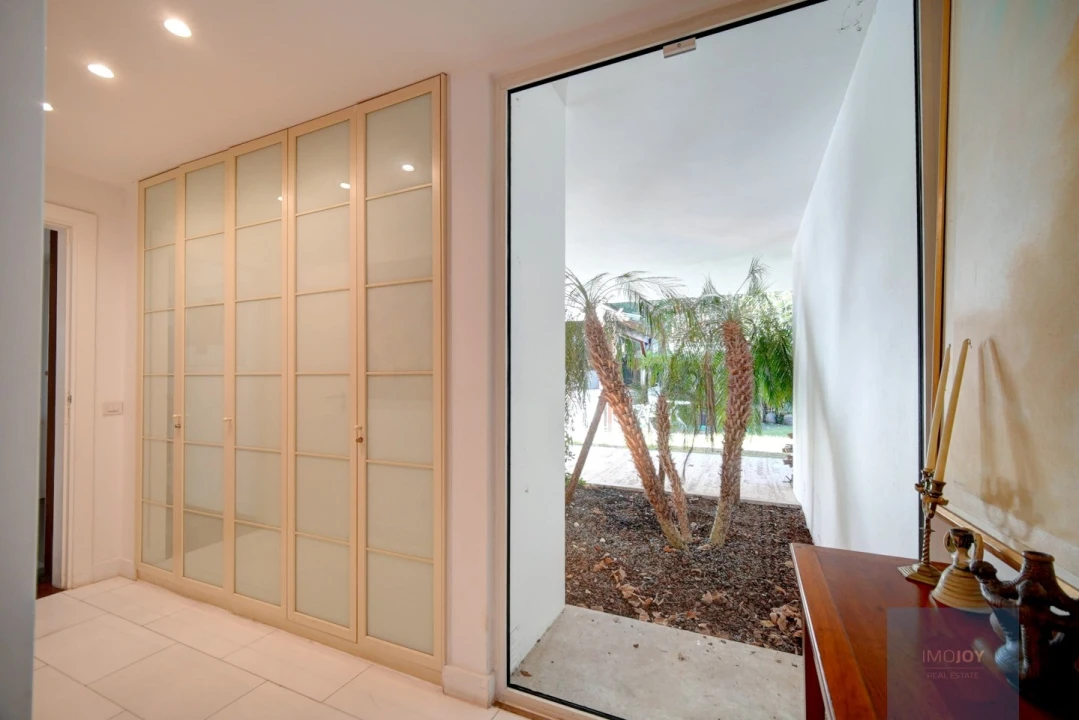 Moradia T8 para Arrendamento em Santa Maria e São Miguel, São Martinho, São Pedro Penaferrim Foto 15