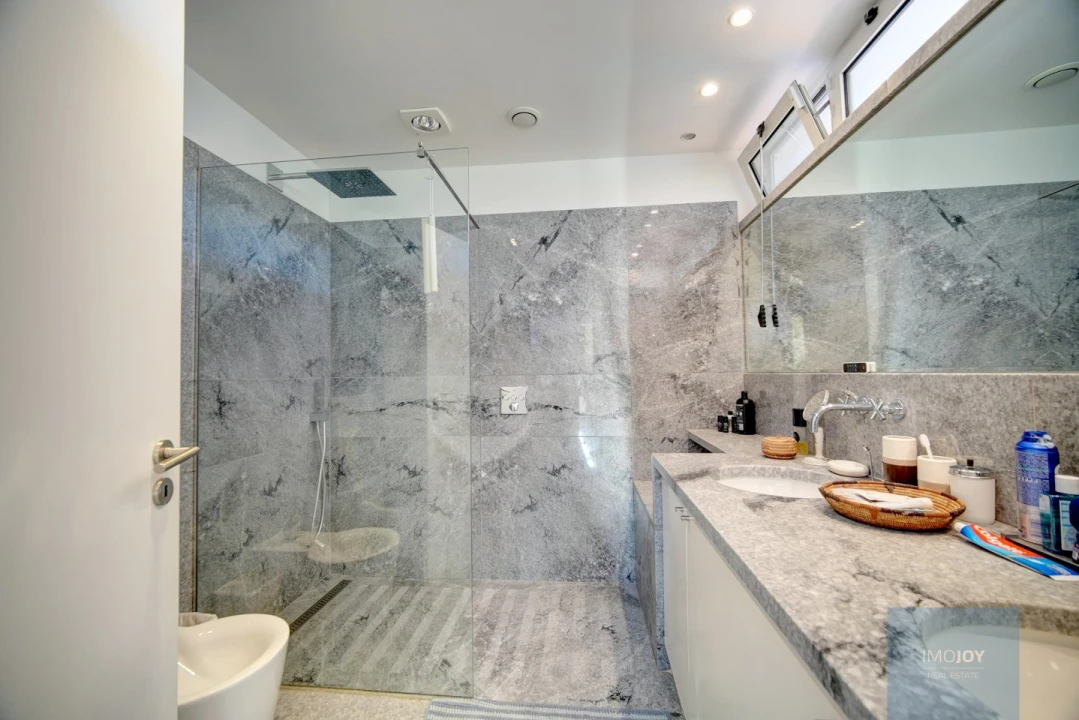 Moradia T8 para Arrendamento em Santa Maria e São Miguel, São Martinho, São Pedro Penaferrim Foto 20