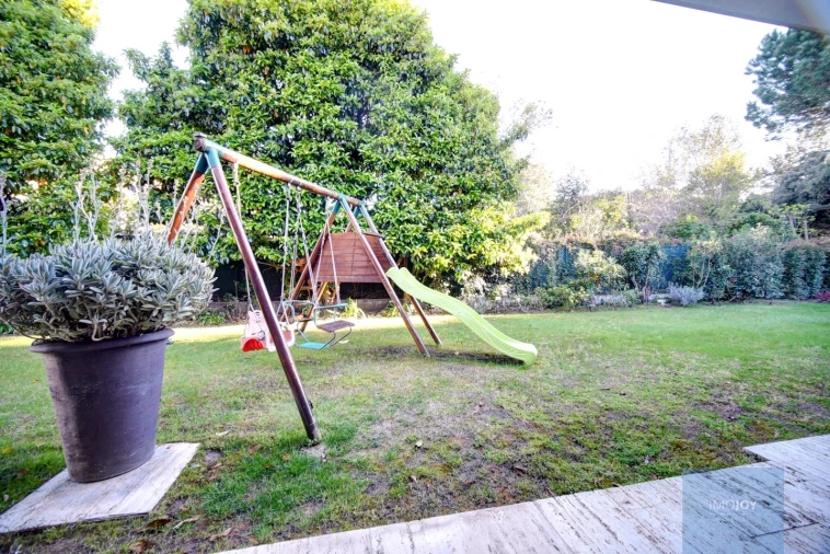 Moradia T8 para Arrendamento em Santa Maria e São Miguel, São Martinho, São Pedro Penaferrim Foto 49