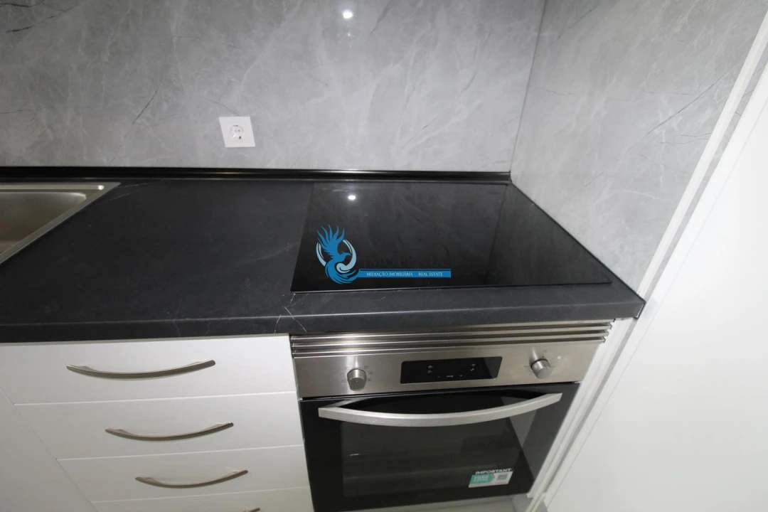 Apartamento T2 para Venda em Quarteira Foto 14