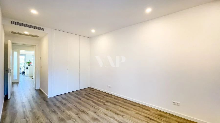 Apartamento T2 para Venda em Faro (Sé e São Pedro) Foto 16