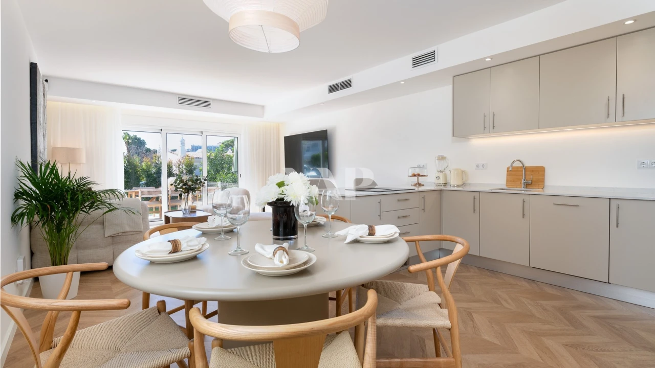 Moradia T3 para Venda em Almancil Foto 8