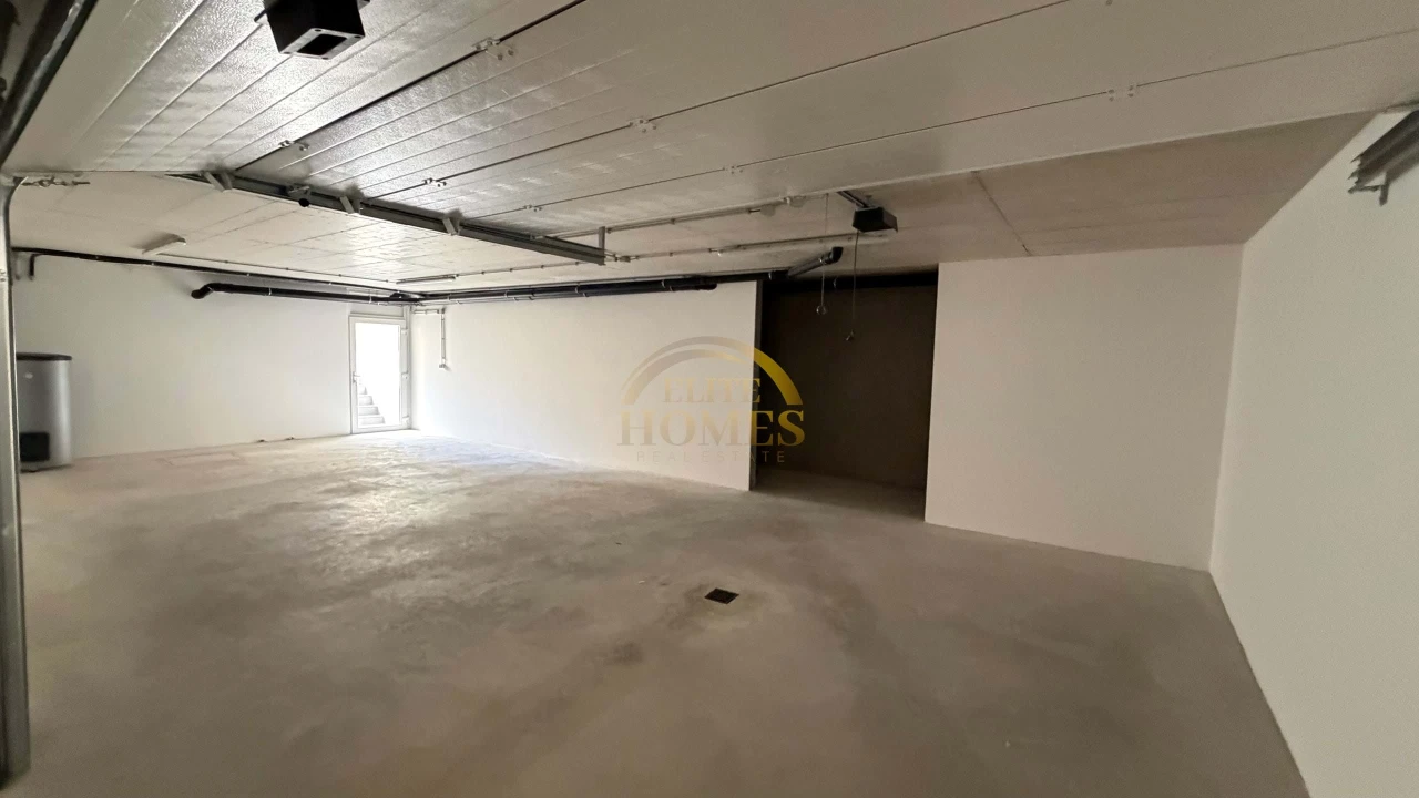 Moradia T4 para Venda em Rio de Mouro Foto 14