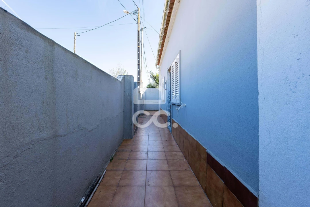 Moradia T2 para Venda em Lamas e Cercal Foto 2