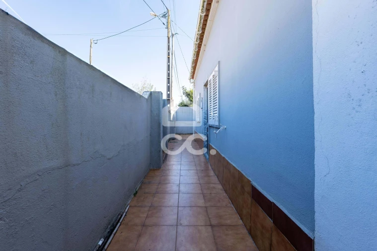 Moradia T2 para Venda em Lamas e Cercal Foto 2