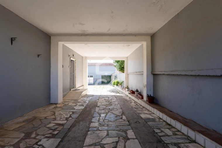 Moradia T2 para Venda em Lamas e Cercal Foto 3