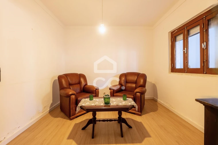 Moradia T2 para Venda em Lamas e Cercal Foto 11