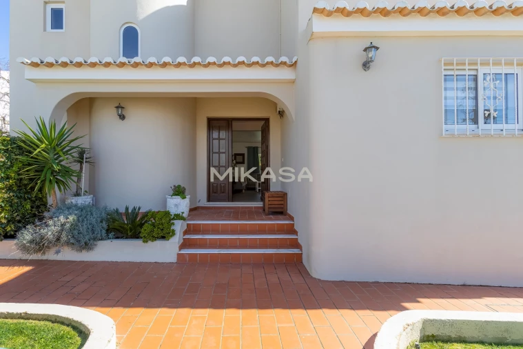 Moradia T3 para Venda em Lagos (São Sebastião e Santa Maria) Foto 3