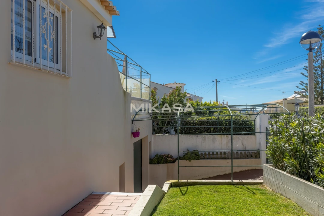 Moradia T3 para Venda em Lagos (São Sebastião e Santa Maria) Foto 5