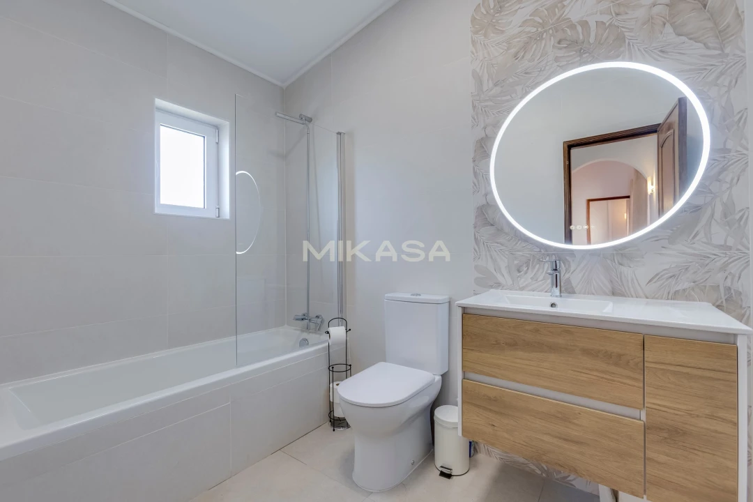 Moradia T3 para Venda em Lagos (São Sebastião e Santa Maria) Foto 31