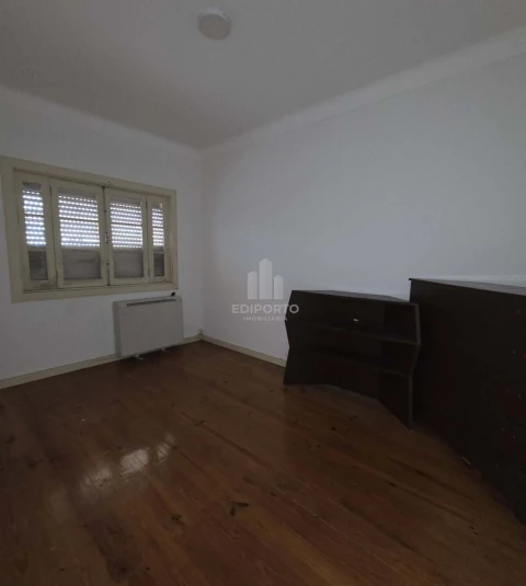 Moradia T2 para Venda em Oliveira do Douro