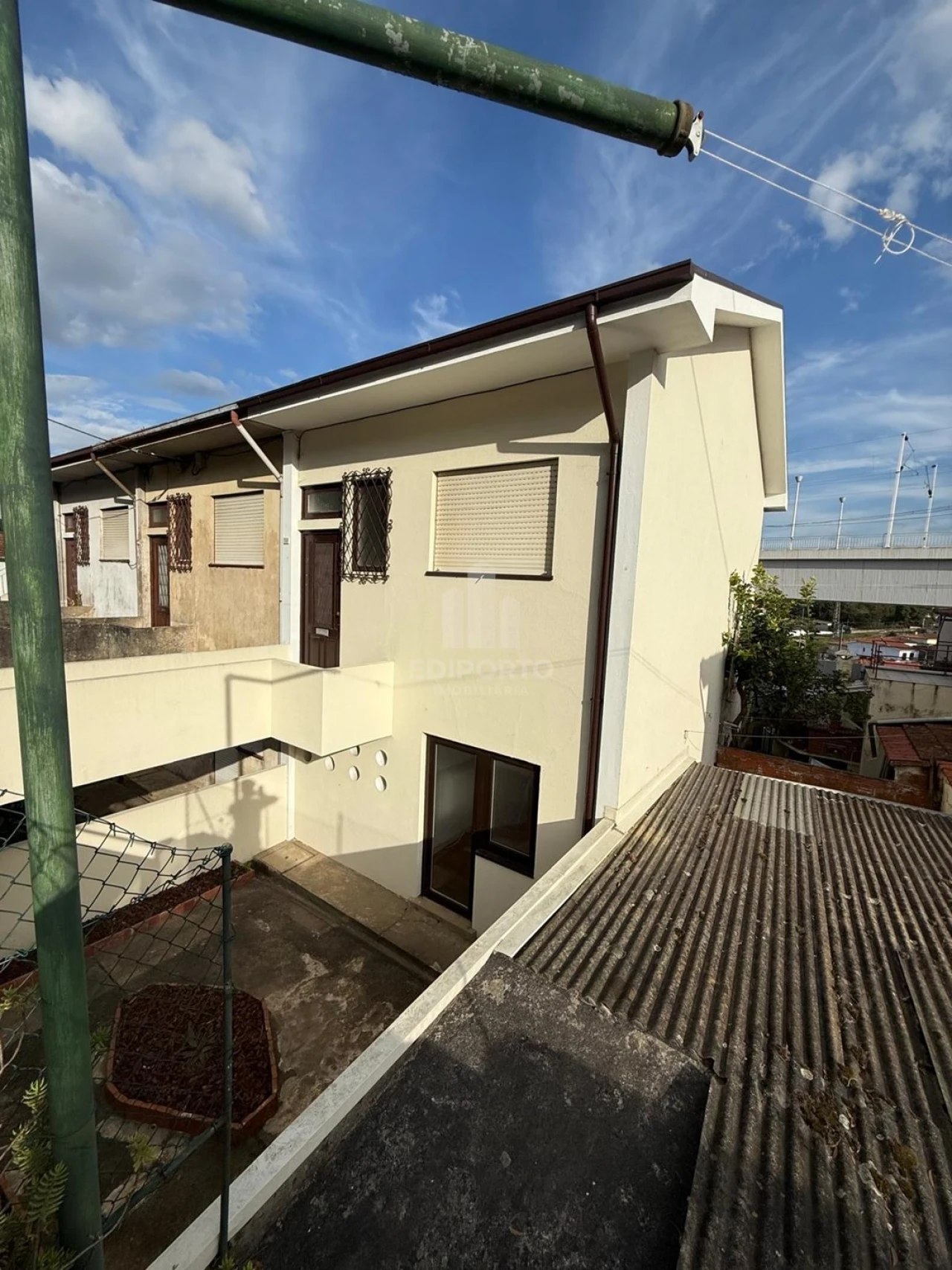 Moradia T2 para Venda em Oliveira do Douro Foto 26