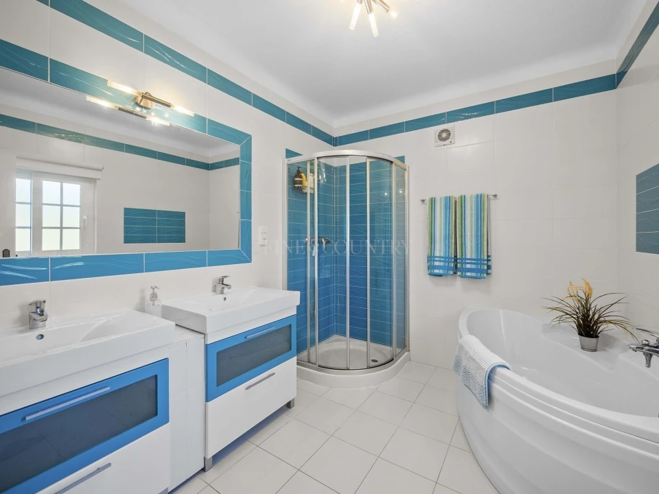 Moradia T4 para Venda em Lagoa e Carvoeiro Foto 21