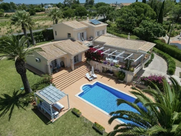 Moradia T4 para Venda em Lagoa e Carvoeiro