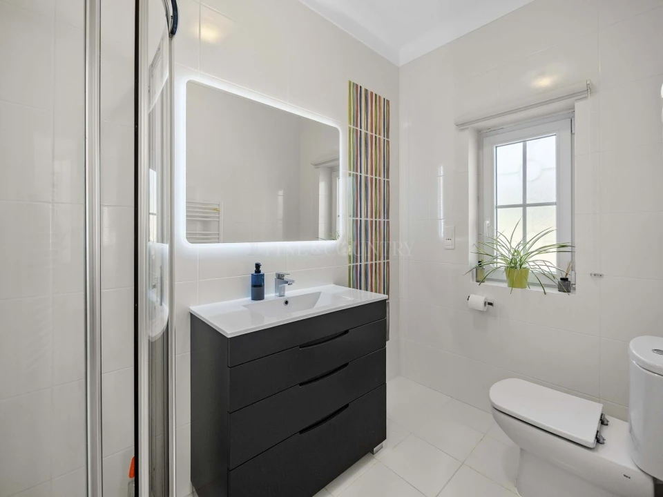 Moradia T4 para Venda em Lagoa e Carvoeiro Foto 24