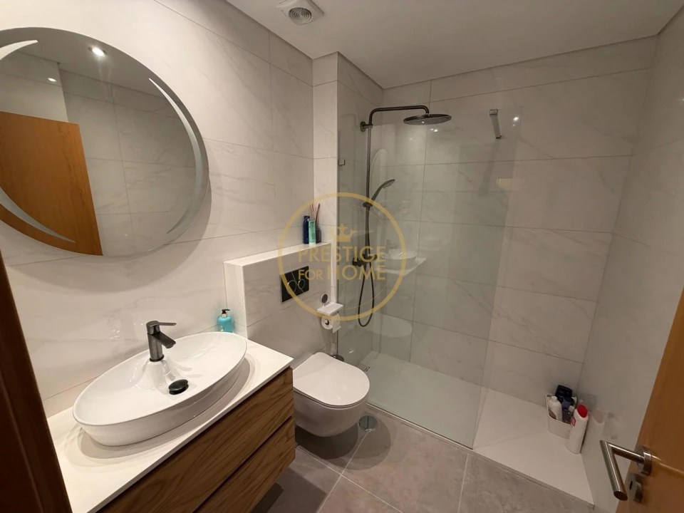 Apartamento T1 para Arrendamento em Montenegro Foto 14