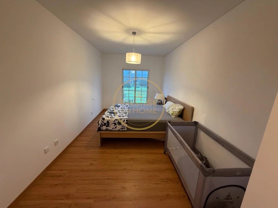 Apartamento T1 para Arrendamento em Montenegro Foto 6