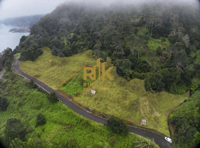 Terreno para Venda em Ribeira da Janela Foto 2