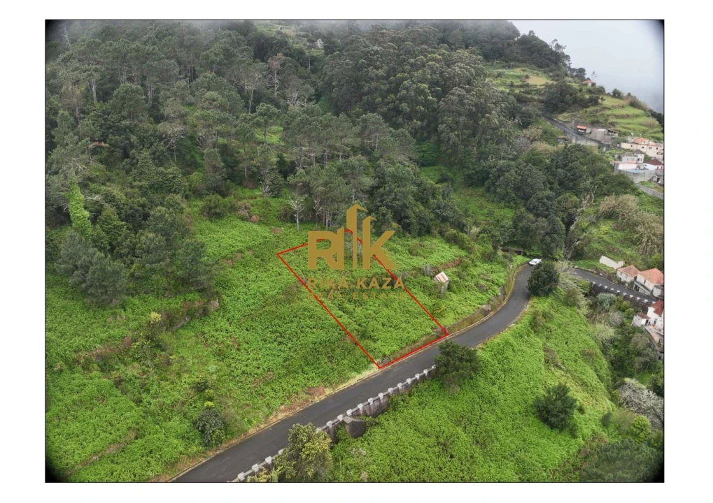 Terreno para Venda em Ribeira da Janela Foto 12