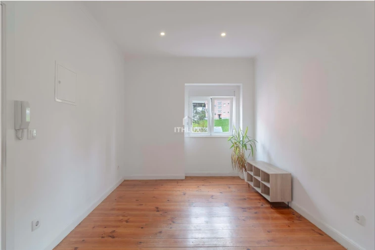 Apartamento T2 para Venda em Alcantara Foto 13