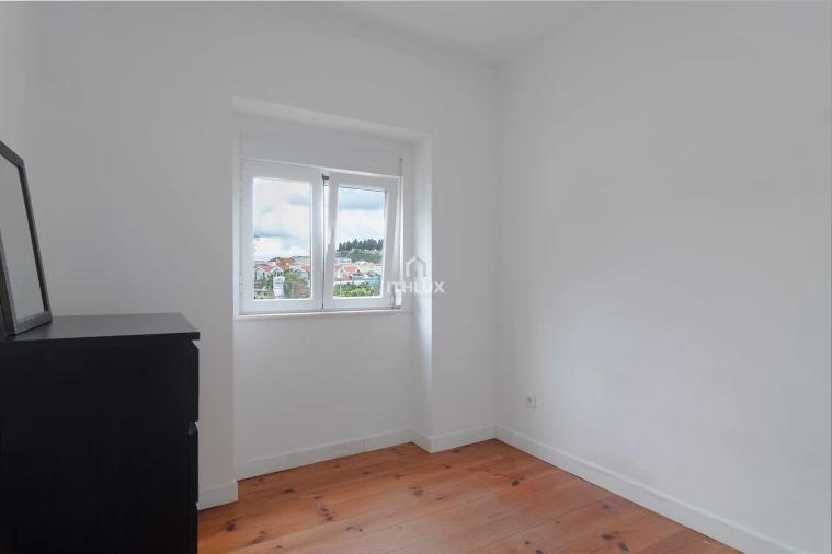 Apartamento T2 para Venda em Alcantara Foto 9