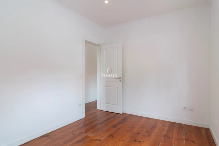 Apartamento T2 para Venda em Alcantara Foto 6