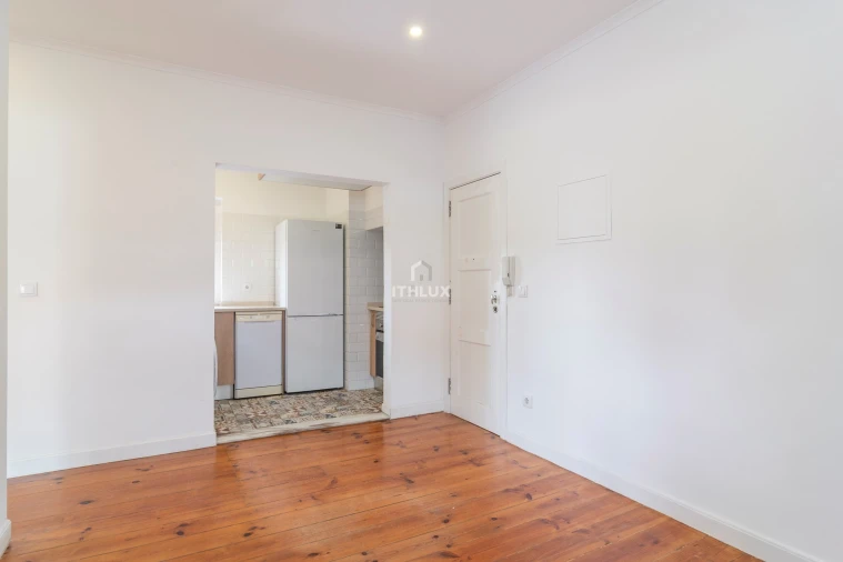 Apartamento T2 para Venda em Alcantara Foto 17