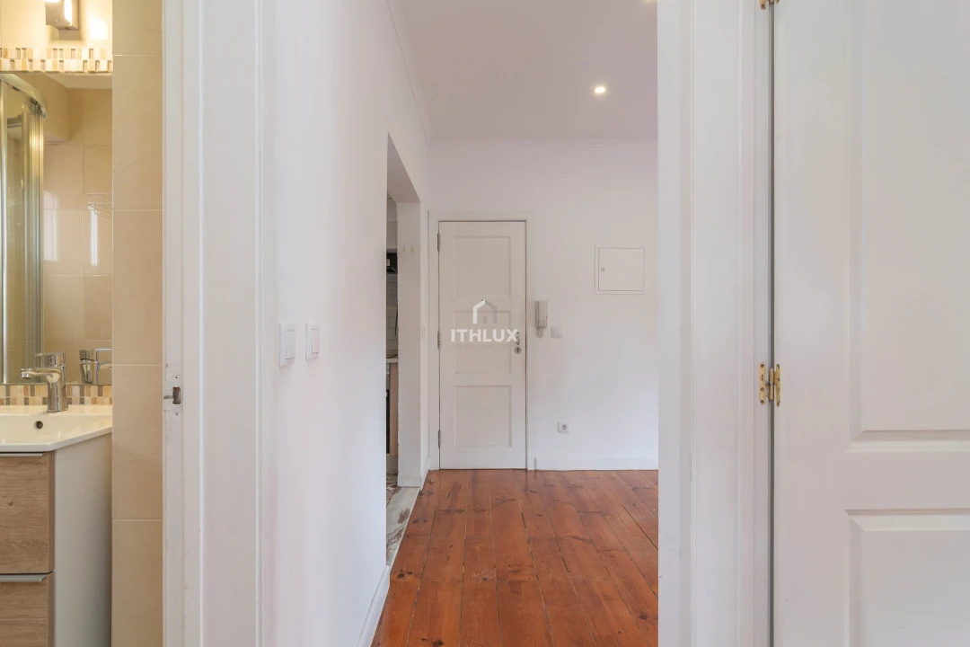 Apartamento T2 para Venda em Alcantara Foto 11