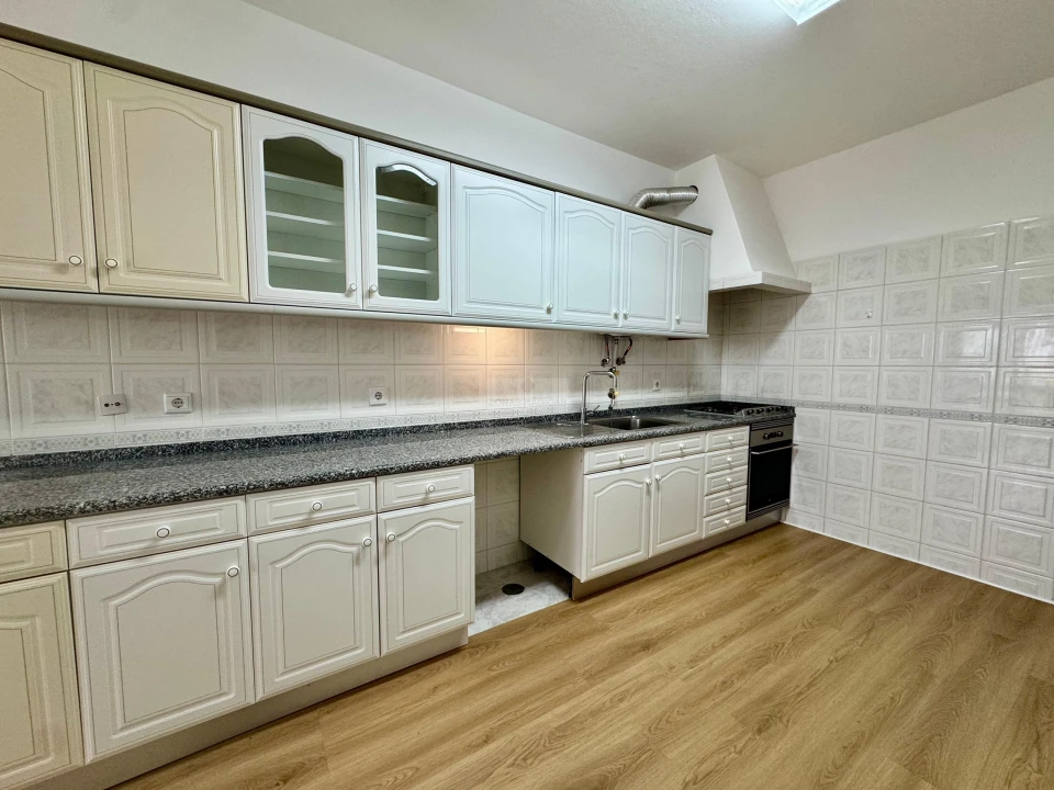 Apartamento T2 para Venda em Lagos (São Sebastião e Santa Maria) Foto 11