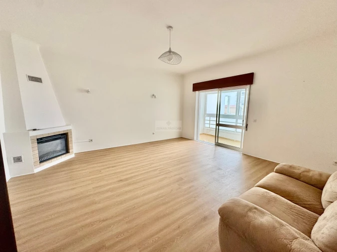 Apartamento T2 para Venda em Lagos (São Sebastião e Santa Maria)