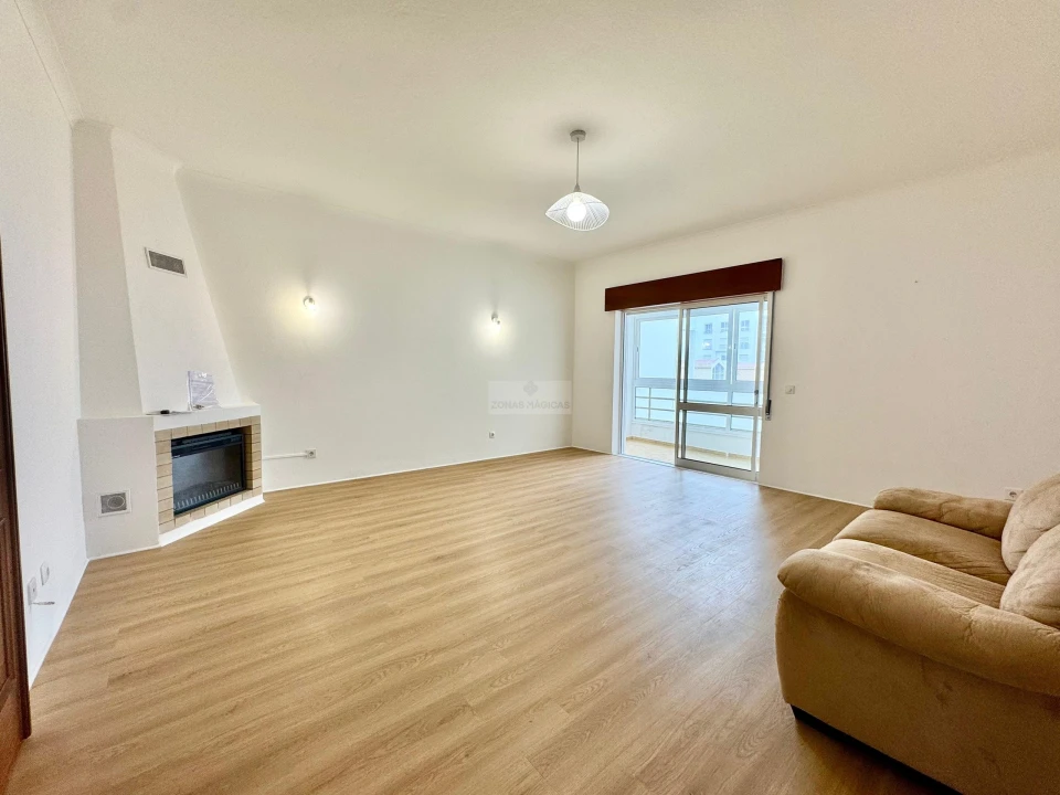 Apartamento T2 para Venda em Lagos (São Sebastião e Santa Maria) Foto 19