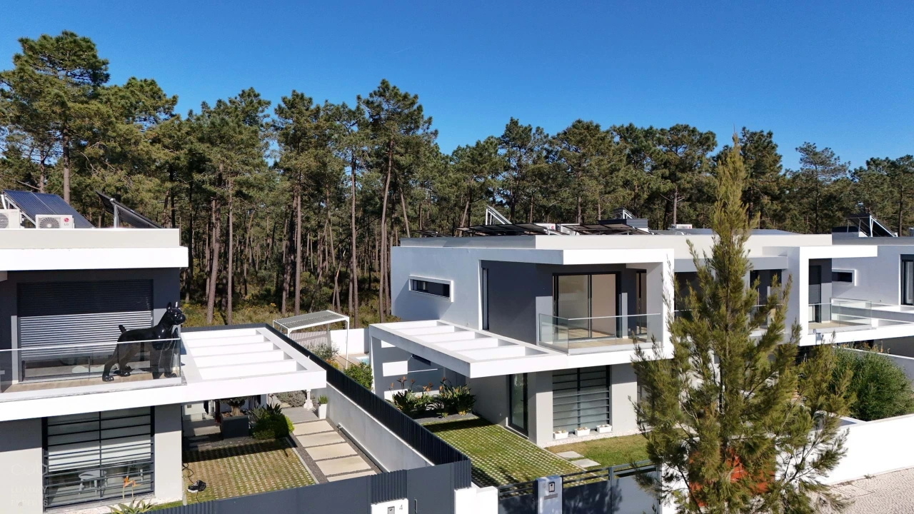 Moradia T3 para Venda em Amora Foto 1