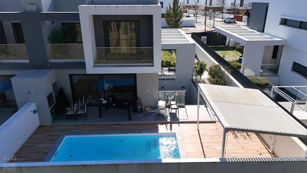 Moradia T3 para Venda em Amora Foto 4