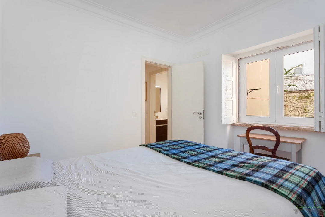 Apartamento T2 para Venda em Campolide Foto 19