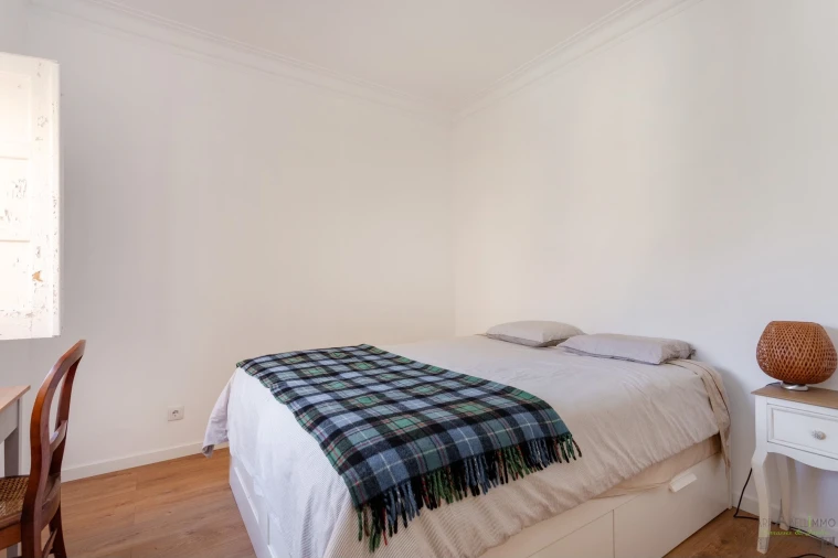 Apartamento T2 para Venda em Campolide Foto 18