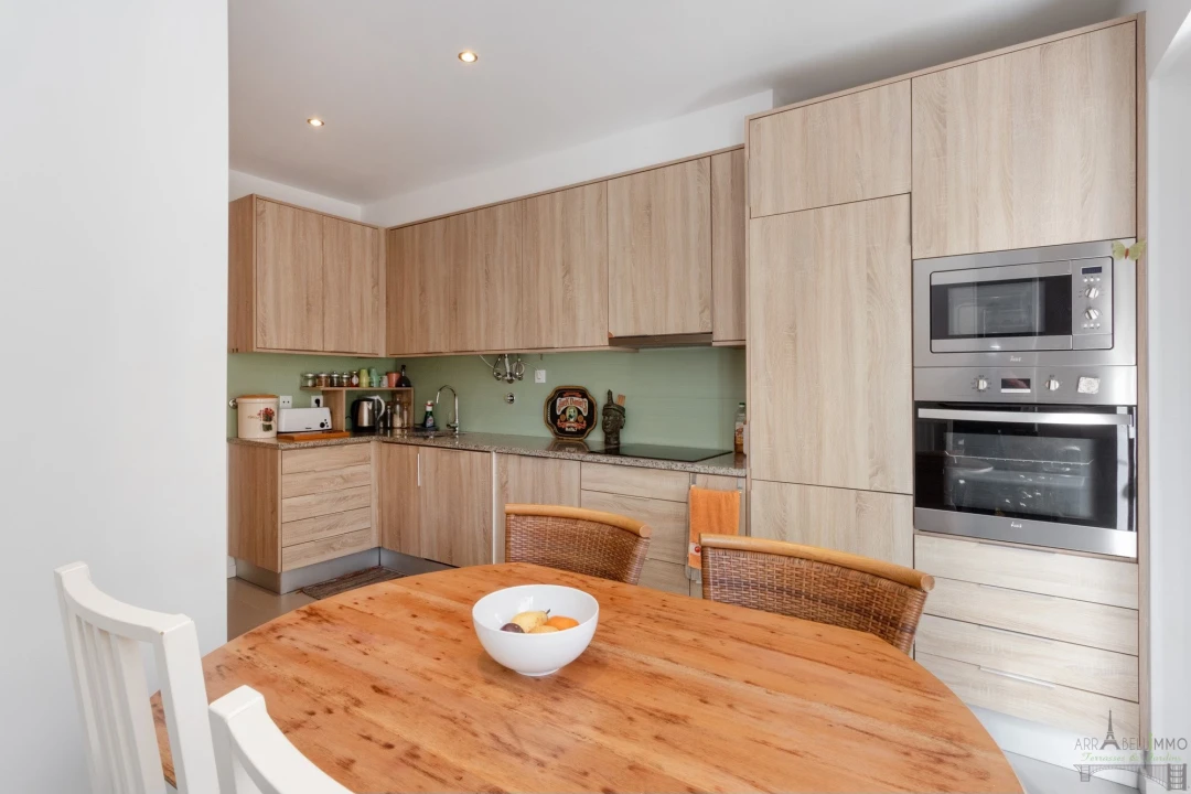 Apartamento T2 para Venda em Campolide Foto 11