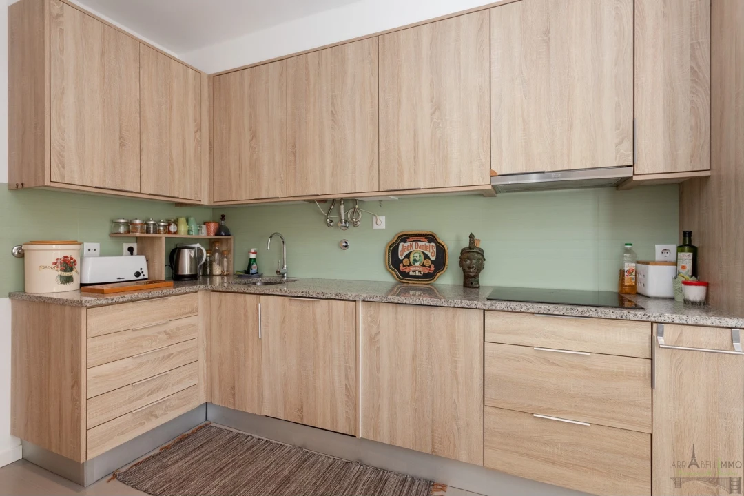 Apartamento T2 para Venda em Campolide Foto 12